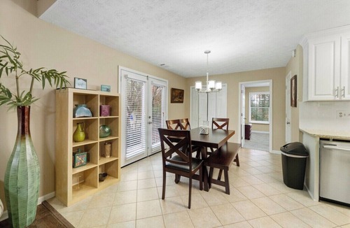 Conyers House | Conyers 2BR Retreat,Sleeps 4 Near Horse Park