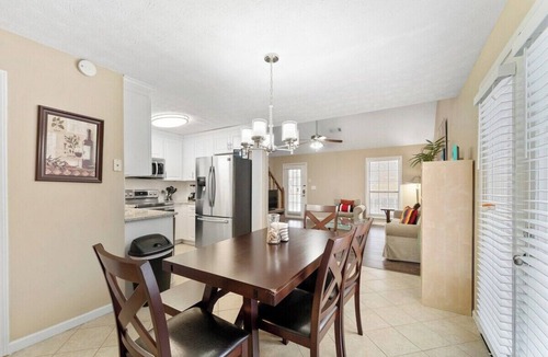 Conyers House | Conyers 2BR Retreat,Sleeps 4 Near Horse Park