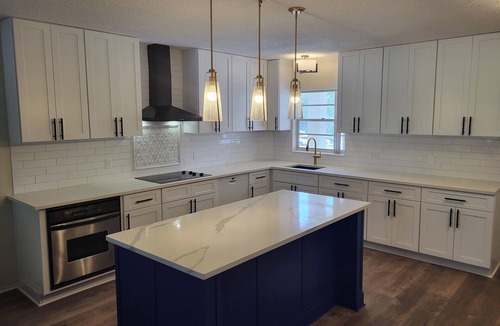 On Top of The World Condo | Cool 2-bedroom 2 bath condo in Clearwater with WiFi