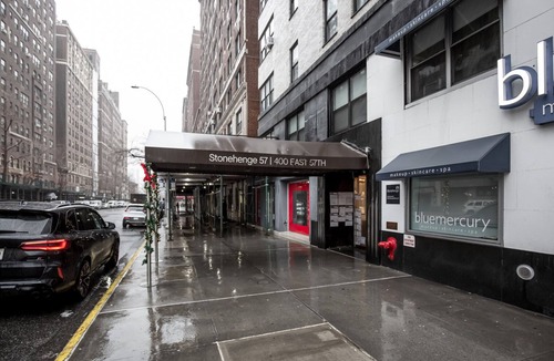 Sutton Place Apartment | Cool Sutton Place Studio w/Doorman & Gym, nr Sutton Park, by Blueground
