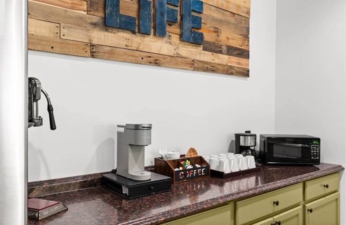 Bracey House | Copper Cove