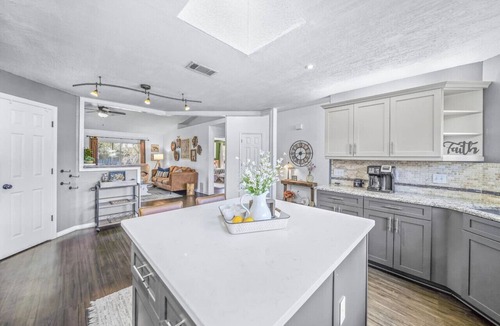 Pensacola House | Coral Creek - Cozy Home on Lake - 8 Miles to the Beach!