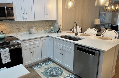 Naples Condo | CORAL FALLS NEWLY REMODELED 6/25 Upscale, First-Floor Coastal Condo Lely Resort