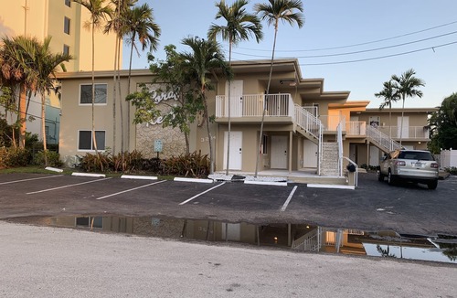 Pompano Beach Apartment | Coral Reef Flats #6