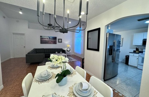 Indian Wells House | Corner Lot Pool Home Centrally Located near Disney