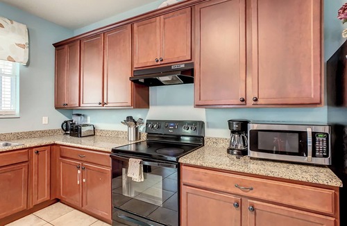 Crystal Cove House | Cost-effective pool home from 190/NT! NEAR Major theme parks