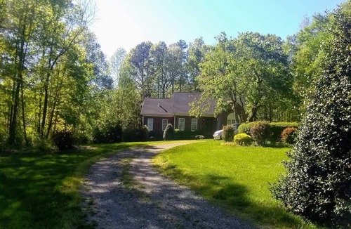 Mint Hill Apartment | Cottage in the Woods, Near 485, All New