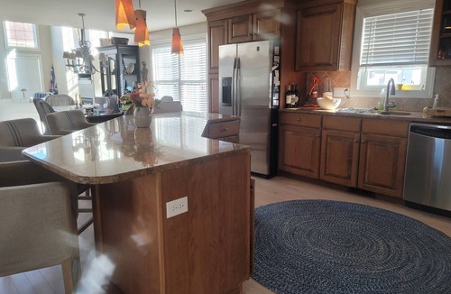 Townsend's Inlet House | Cottage Meets Contemporary, 4 BRs, lots of Amenities!