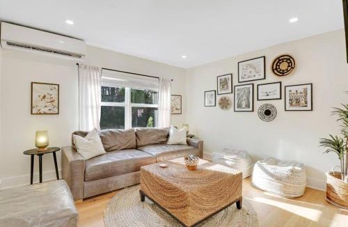 West Palm Beach Apartment | Cottage on Croton Way # 2