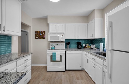 St. Augustine House | Cottage w/Heated Pool~10 Mins from Downtown &Beach