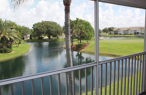 Estero Condo | Country Creek - Charming and Light Corner Condo with Golf !