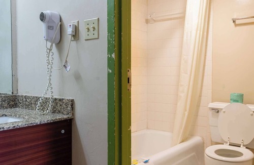 Cumberland Hotel | Country Hearth Inn & Suites Marietta