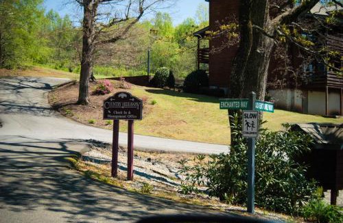 Cleveland Apartment | Country Hideaway at Mountain Lakes Resort