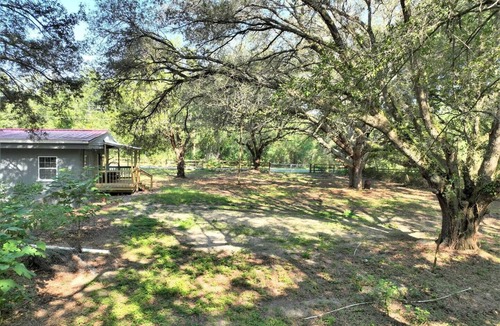 Weirsdale House | Country Hideaway near The Villages, Ocala & Springs