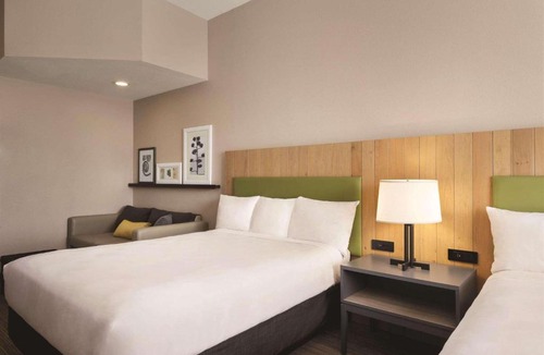 Braden River Hotel | Country Inn & Suites by Radisson, Bradenton-Lakewood-Ranch, FL