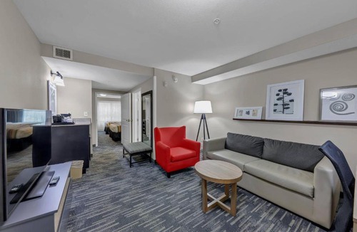 Hoschton Hotel | Country Inn & Suites by Radisson, Braselton, GA