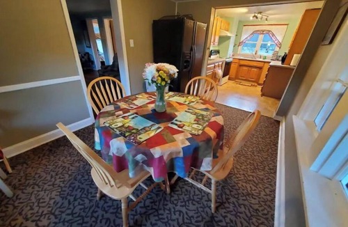 Barnardsville House | Country Mountain Getaway! Relax, Unplug, Unwind! 110+ yr.old Renovated Farmhouse
