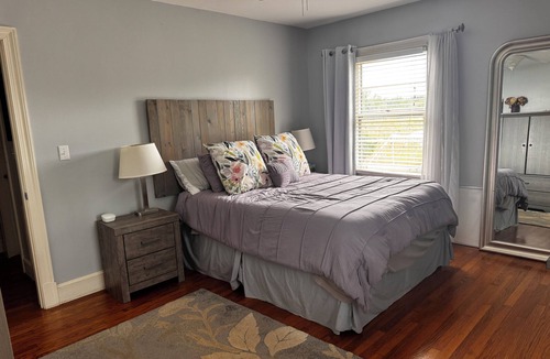 Java Other | Country Vineyard Escape 5-bedroom farmhouse