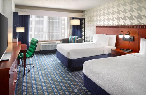 Crystal City Hotel | Courtyard Arlington Crystal City/Reagan National Airport