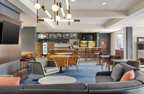 Suwanee Hotel | Courtyard Atlanta Suwanee