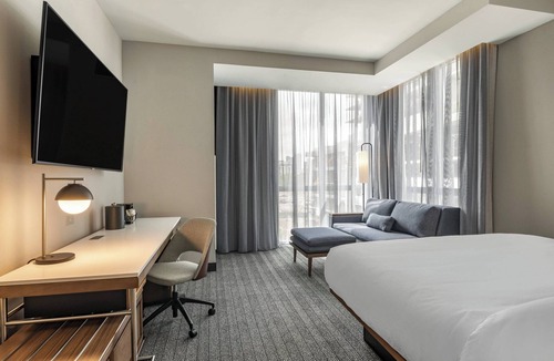 Flagler Village Hotel | Courtyard by Marriott Fort Lauderdale Downtown