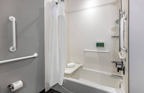 Flagler Village Hotel | Courtyard by Marriott Fort Lauderdale Downtown
