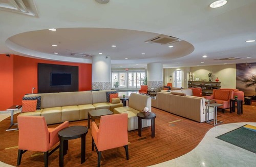 Jacksonville Beach Hotel | Courtyard by Marriott Jacksonville Beach Oceanfront