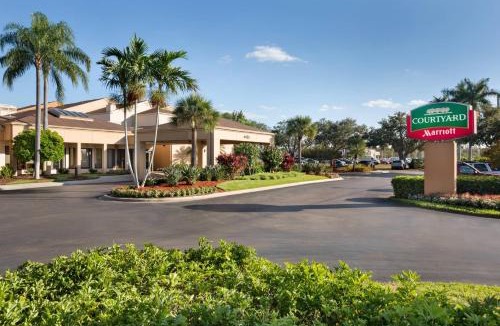 Fort Myers Hotel | Courtyard by Marriott Fort Myers Cape Coral