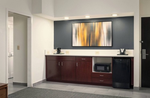 Gainesville Hotel | Courtyard by Marriott Gainesville FL