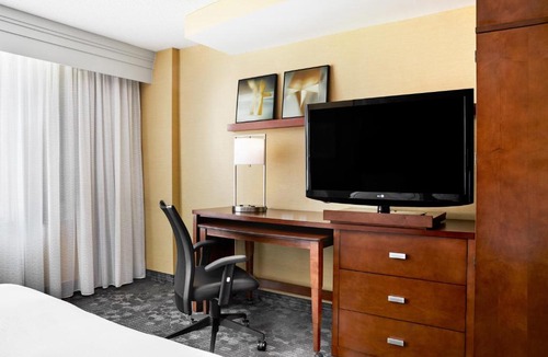 Jackson Hotel | Courtyard by Marriott Jackson