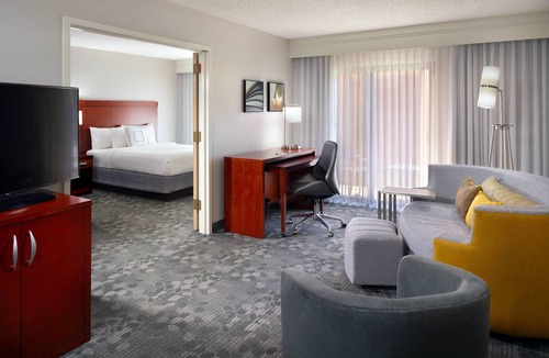 Macon Hotel | Courtyard by Marriott Macon