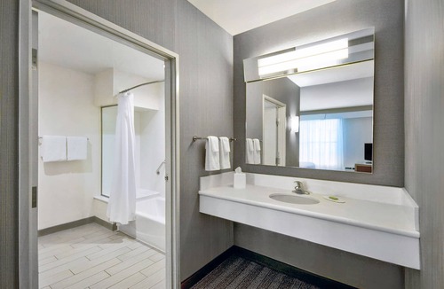 Green Hills Hotel | Courtyard by Marriott Nashville Green Hills