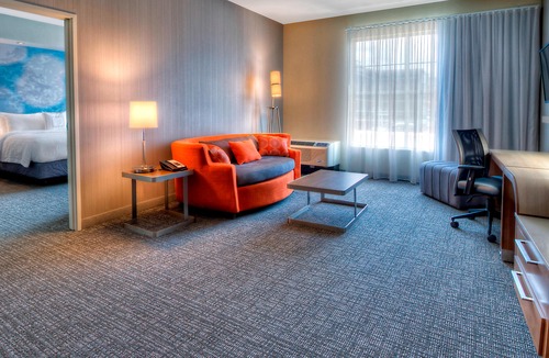 Green Hills Hotel | Courtyard by Marriott Nashville Green Hills