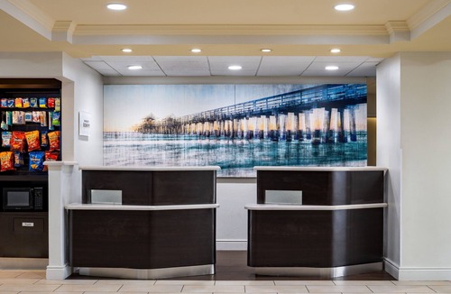 Central Naples Hotel | Courtyard by Marriott - Naples