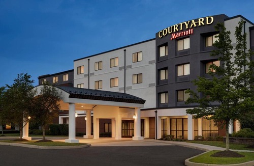 North Wales Hotel | Courtyard by Marriott Philadelphia Montgomeryville