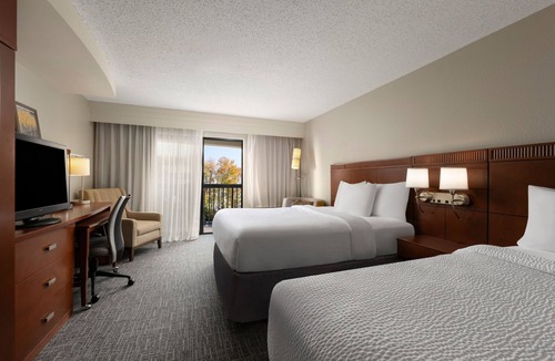 Wall Township Hotel | Courtyard by Marriott Wall at Monmouth Shores Corporate Park