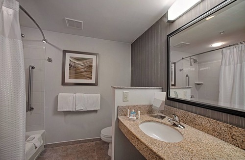 Wall Township Hotel | Courtyard by Marriott Wall at Monmouth Shores Corporate Park