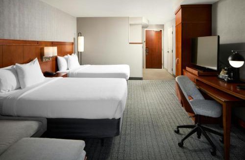 Waldorf Hotel | Courtyard by Marriott Waldorf