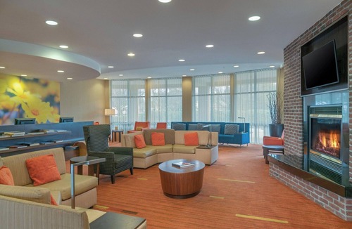 Salisbury Hotel | Courtyard Salisbury | 2 Queens | Salisbury U, TidalHealth, Calm Base | 2 Units