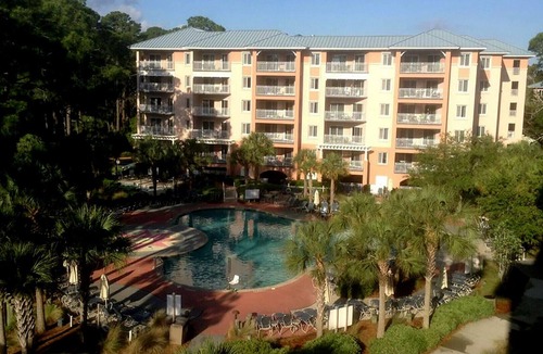 Palmetto Dunes Resort | Courtyard View - 2 Bedroom - Marriott's SurfWatch - Full Resort Access