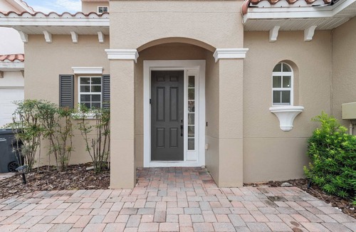 Lake Davenport Estates House | Covered Heated Pool Game room 4BR Near Disney!