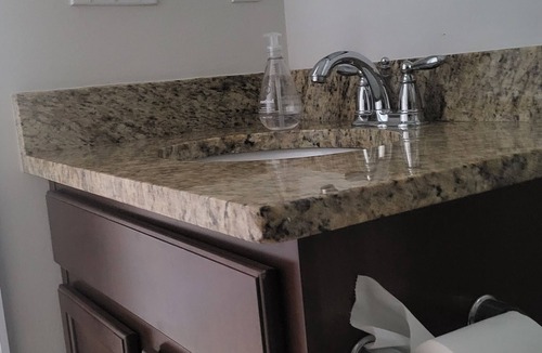 Southeast Orlando Apartment | Cozy 1 bed 9mile mco airport, 22mile Disney, Universal parks, 2mile TennisAssoc.