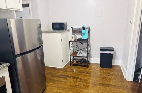 Enderly Park Apartment | Cozy 1-Bedroom Apartment - Minutes to Downtown & Airport