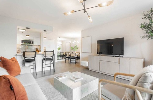 Aventura Apartment | Cozy 1-bedroom apartment in awesome Aventura with AC 4405