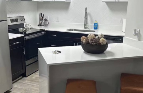 Lavista Park Apartment | Cozy 1-bedroom apartment in charming Buckhead/Brookhaven with AC and gym access