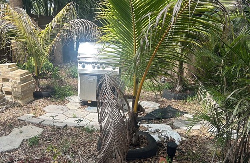 Port Tampa City Apartment | Cozy 1-bedroom apartment in adorable Tampa with AC