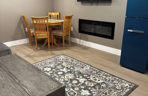 Orange City Apartment | Cozy 1-bedroom barndo in brilliant Orange City with AC