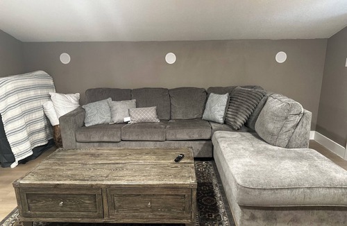 Orange City Apartment | Cozy 1-bedroom barndo in brilliant Orange City with AC