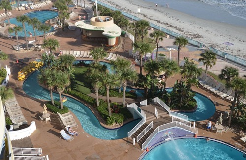 Brush - Stewarts Condo | Cozy 1-bedroom condo in superb Daytona Beach