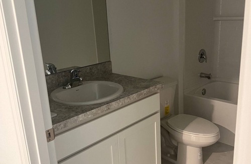 Harris House | Cozy 1-bedroom house in charming Lehigh Acres with WiFi, AC